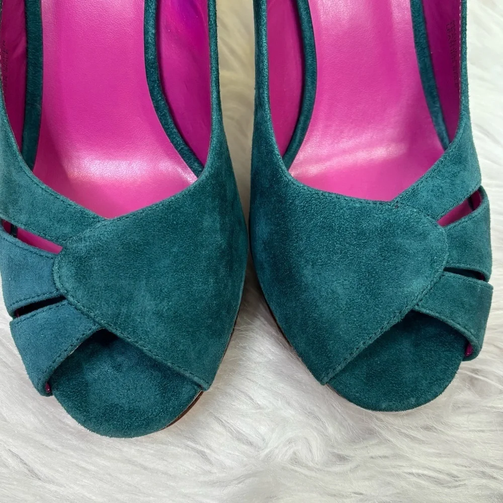 NIB New with‎ Box Trina Turk Joni Platform Suede Heels in Aqua Bloom Size 7.5